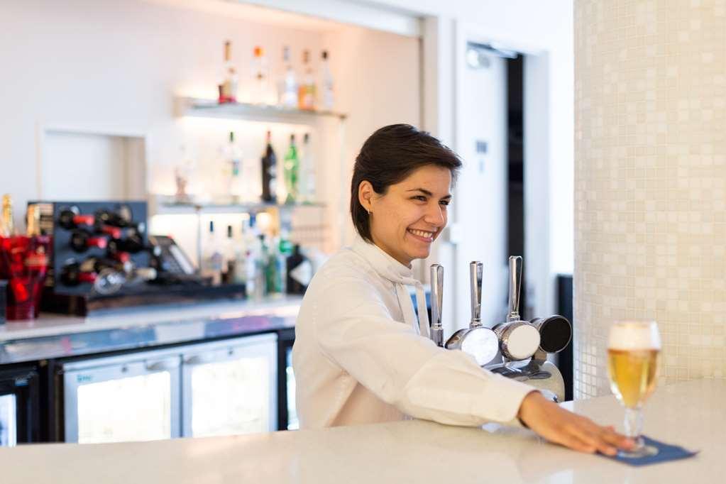 Nh London Kensington Hotell Restaurang bild